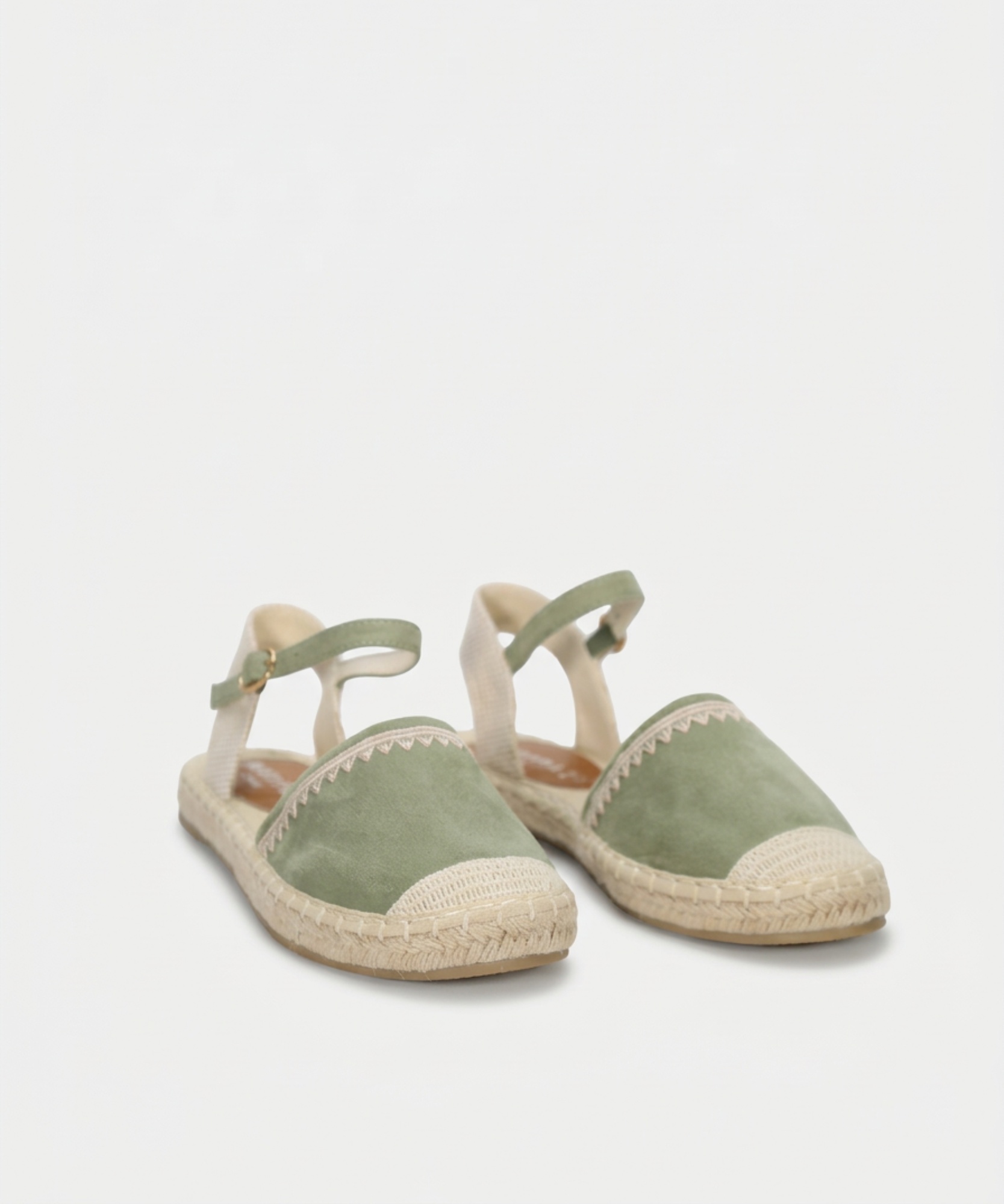 Alpercata rasa bordada image number null